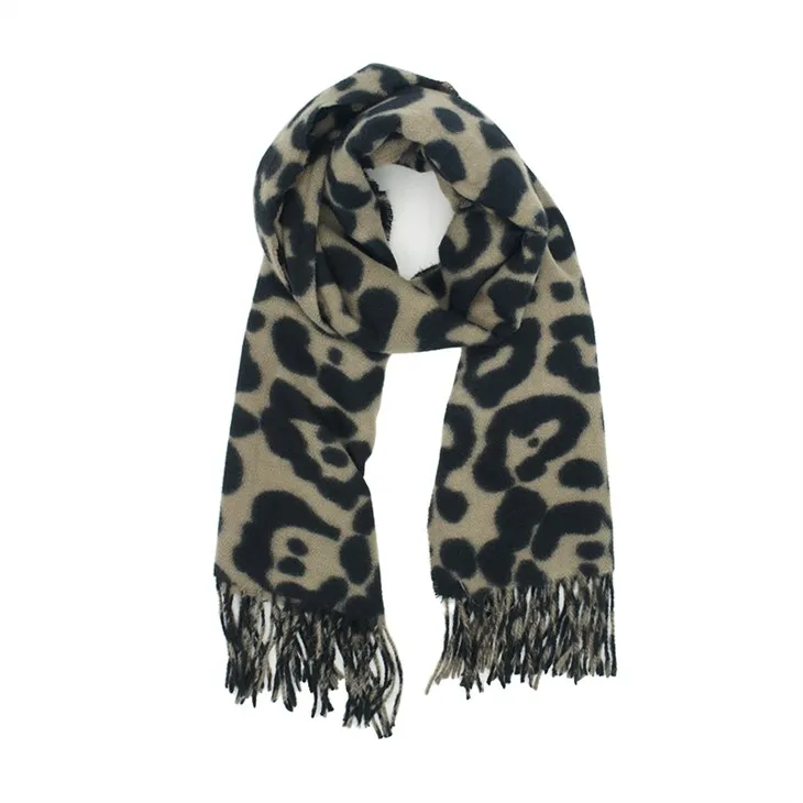 Modne szaliki poliestrowe