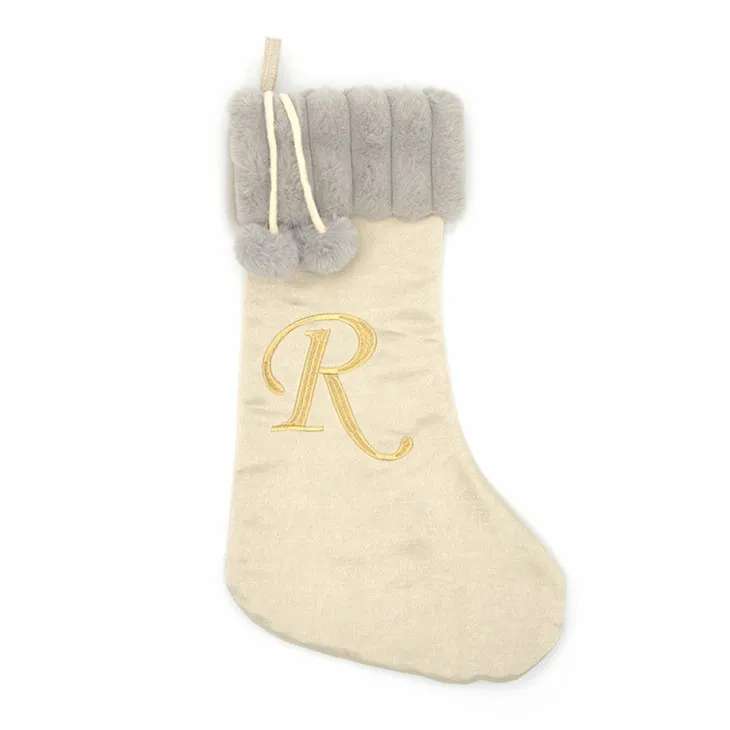 Pluszowe skarpetki świąteczne z literami