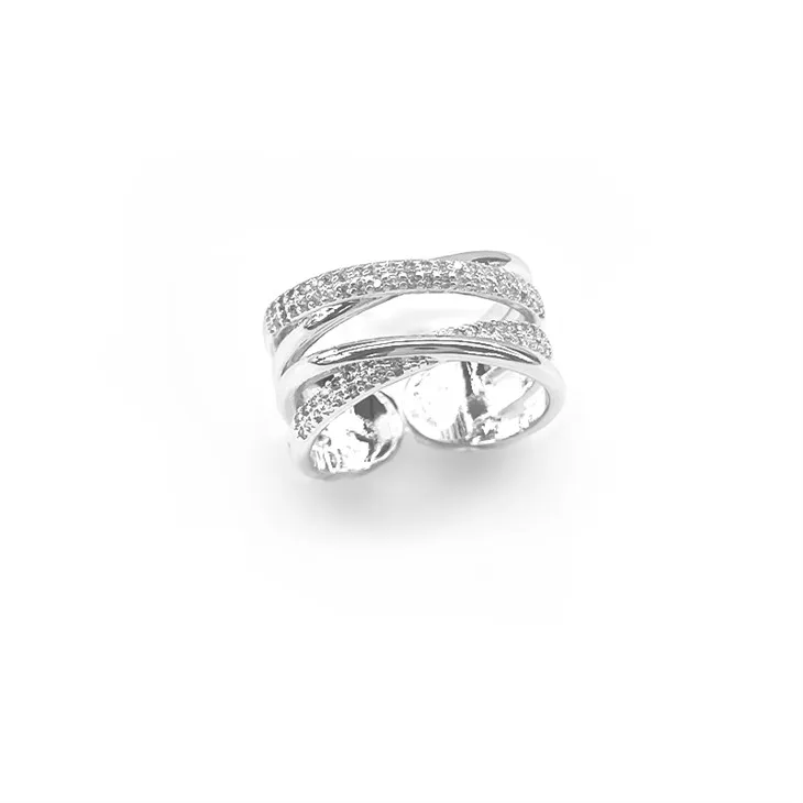 Pierścienie szczotkowane ze srebrnych spiral